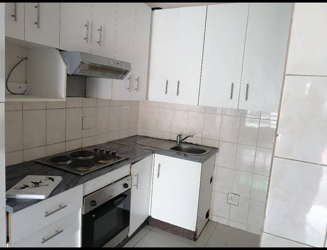 2 bed property for sale in RIDGEWAY